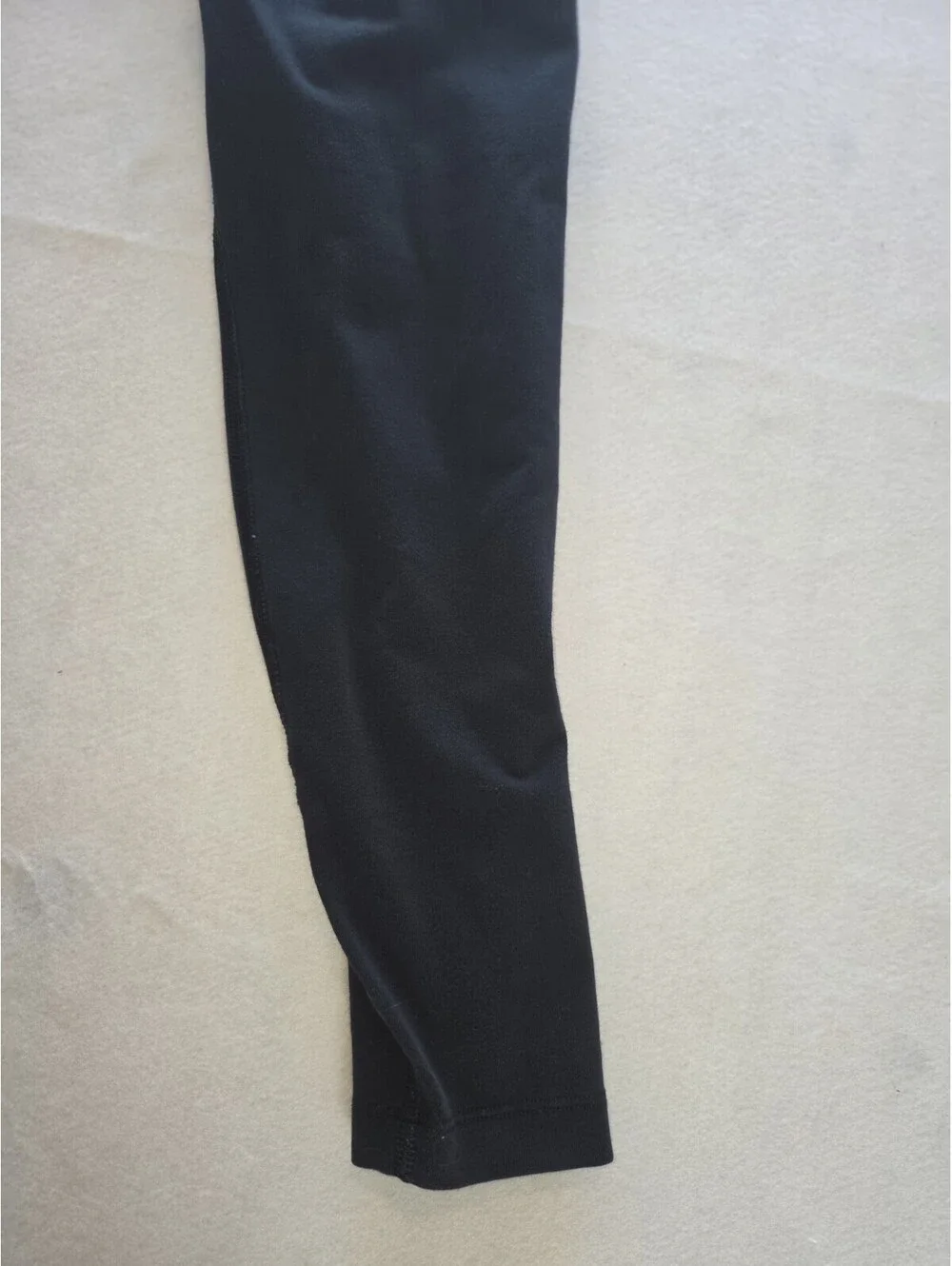 Nike Essential Leggings Women Medium Black Tight Fit High Rise CB1 0009